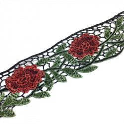 Şerit İşleme Kırmızı Gül Desenli